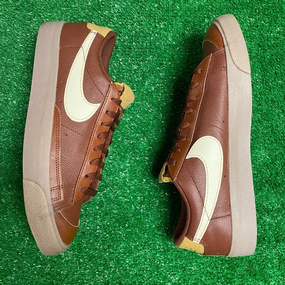 Nike Blazer Low '77 EMB Mens Casual Shoes Brown DQ7670-200 VNDS Size 10 - Picture 2 of 8
